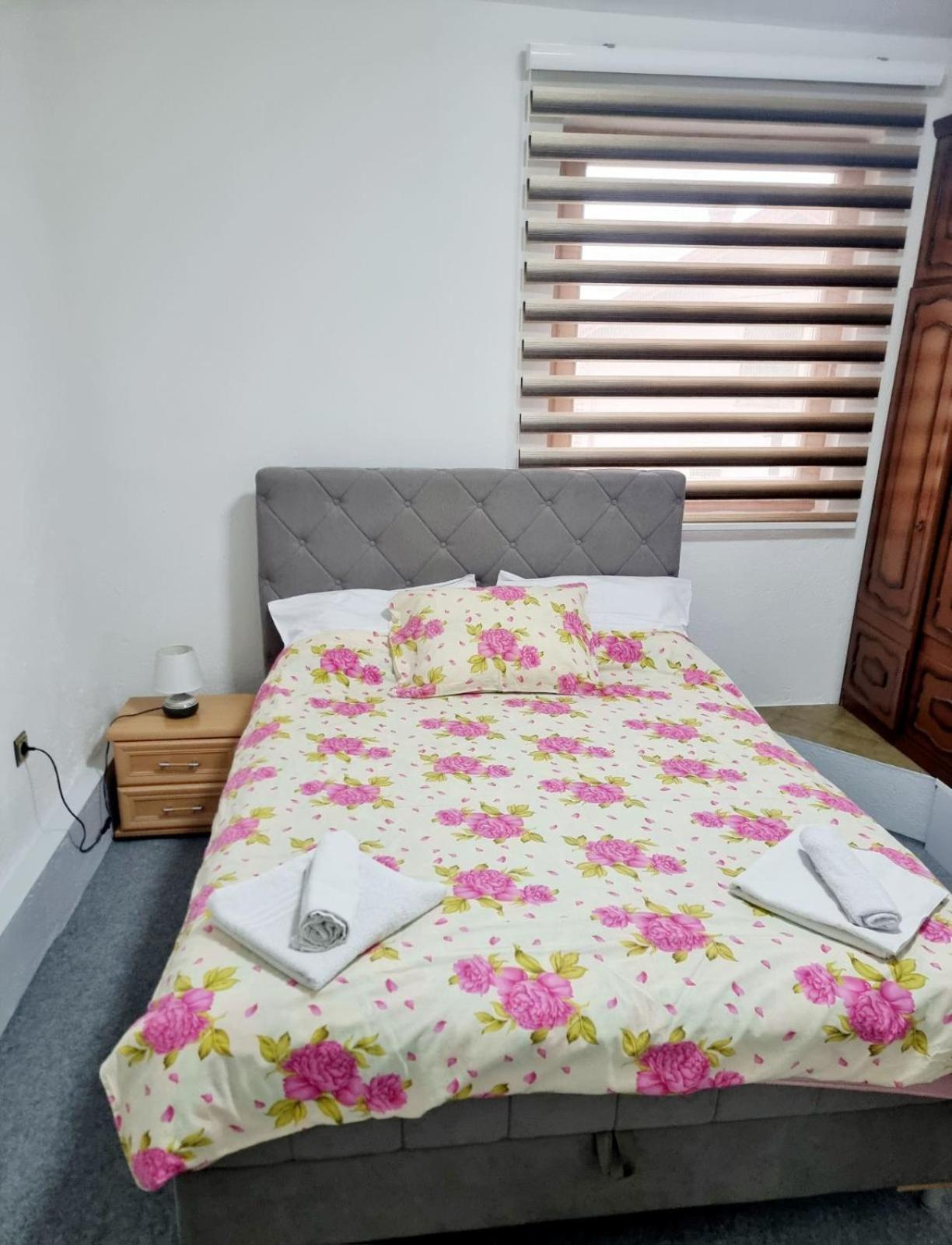 Apartman Family 塞拉耶佛 外观 照片